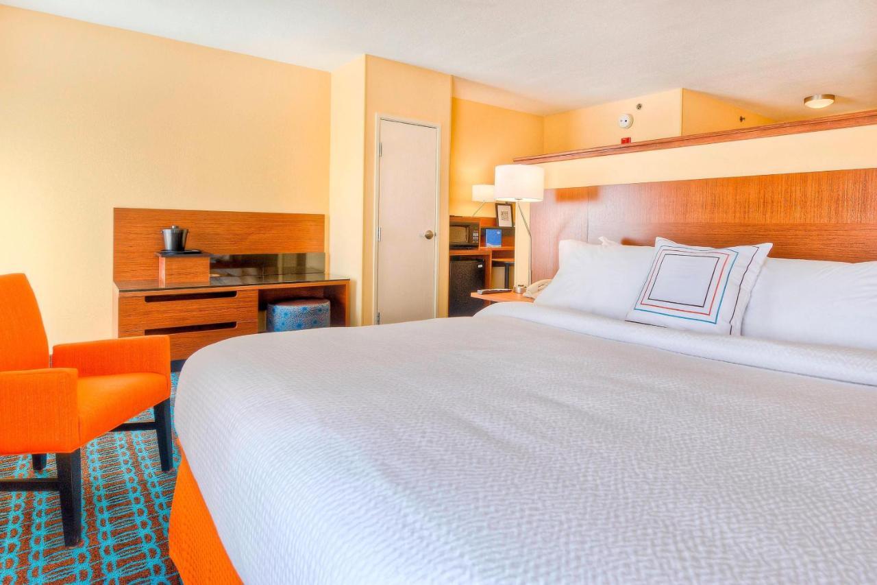 Fairfield Inn And Suites By Marriott Durham Southpoint Экстерьер фото