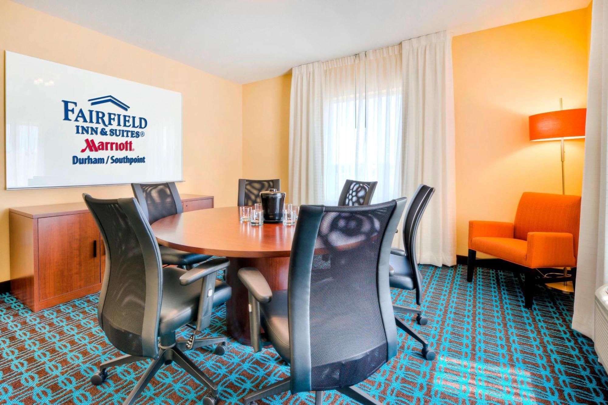Fairfield Inn And Suites By Marriott Durham Southpoint Экстерьер фото