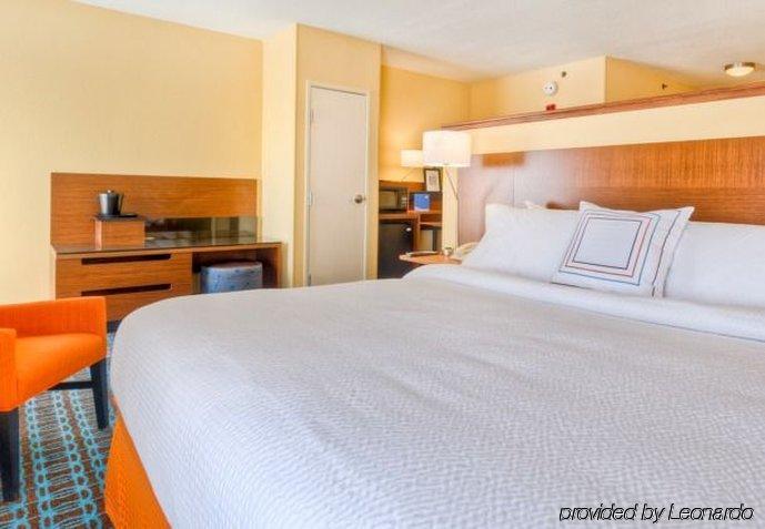 Fairfield Inn And Suites By Marriott Durham Southpoint Экстерьер фото